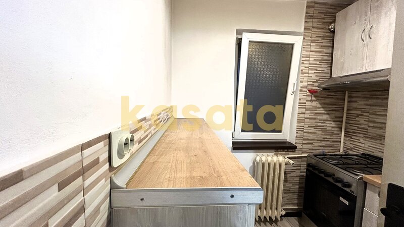 Mega Mall, 2 camere, et. 1, bloc reabilitat, mobilat si utilat.